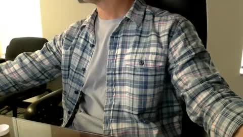 Snapshot of clemike69 chatting on 12-18-25, 07:42 clemike69 online show from 12-18-25, 07:42