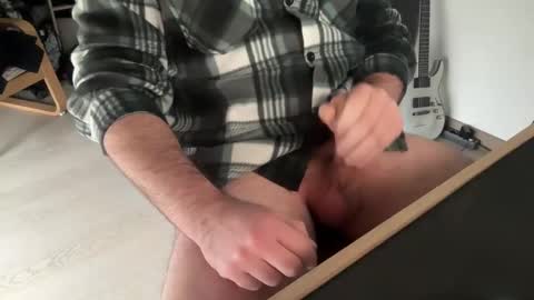 Snapshot of clemlorue75 chatting on 02-14-26, 12:24 clemlorue75 online show from 02-14-26, 12:24