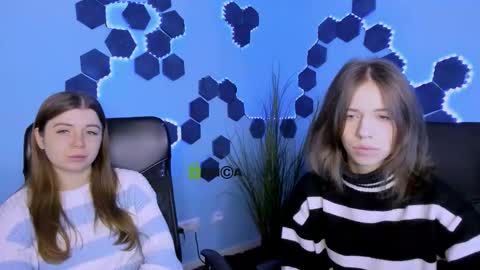 Snapshot of cleo_cool chatting on 02-16-26, 09:38 ur Cleo online show from 02-16-26, 09:38