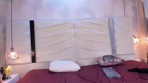       online show from 11-11-25, 05:51