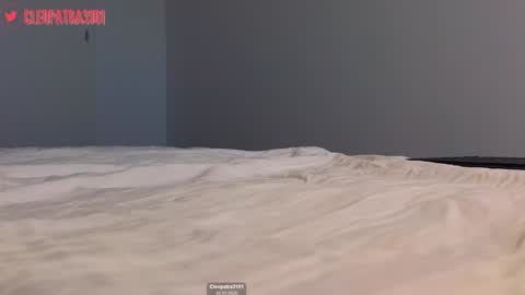 Cleopatra online show from 03-10-26, 10:20