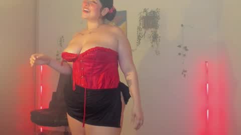 Snapshot of cleopatra_col chatting on 11-26-25, 12:44 Cleopatra online show from 11-26-25, 12:44