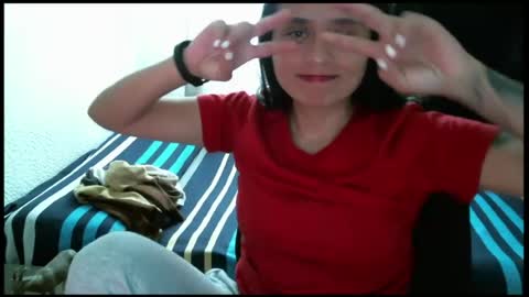 Snapshot of cleopatra_ll chatting on 06-22-26, 04:04 Zoe online show from 06-22-26, 04:04