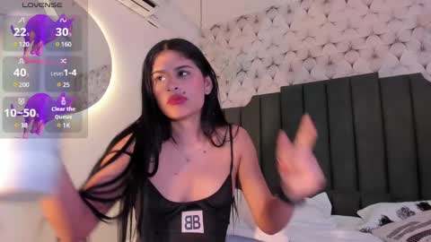 Snapshot of cleopatraa1 chatting on 01-22-25, 10:15 Cleopatra online show from 01-22-25, 10:15
