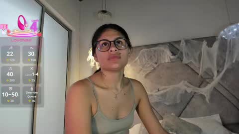 Snapshot of cleopatraa1 chatting on 10-12-25, 07:02 Cleopatra online show from 10-12-25, 07:02