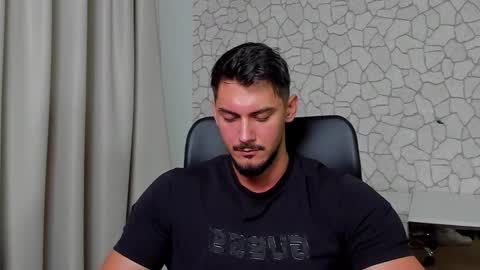 Snapshot of clintmasterss chatting on 11-10-25, 05:39 ClintMasterss online show from 11-10-25, 05:39