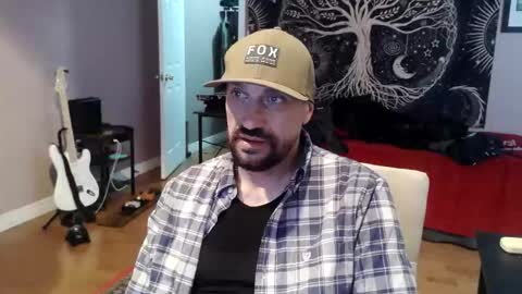 Snapshot of clintwood12 chatting on 05-27-26, 04:37 chad online show from 05-27-26, 04:37