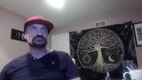 Snapshot of clintwood12 chatting on 06-06-26, 04:28 chad online show from 06-06-26, 04:28