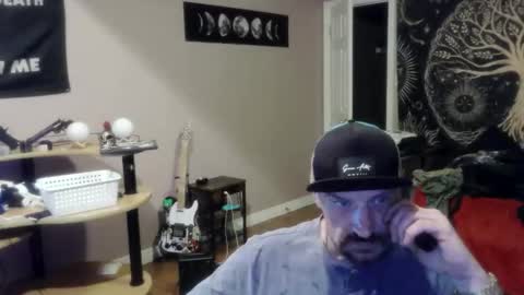 Snapshot of clintwood12 chatting on 06-08-26, 02:56 chad online show from 06-08-26, 02:56
