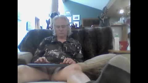 clitboy658752 online show from 01-15-26, 09:07