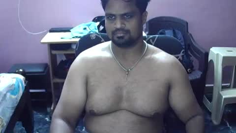 Snapshot of clitorisgspot69 chatting on 11-05-25, 06:41 Raj online show from 11-05-25, 06:41