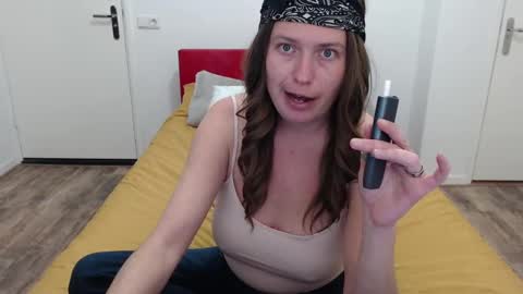 Syl  online show from 02-13-25, 01:26