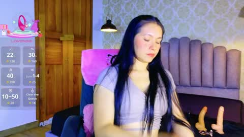 Snapshot of cloe16_ chatting on 05-30-26, 08:17 Cloe online show from 05-30-26, 08:17