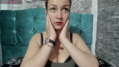 Snapshot of cloe66 chatting on 07-13-26, 01:47 cloe66 online show from 07-13-26, 01:47