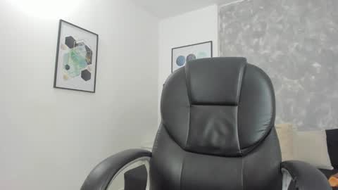 Snapshot of cloe_amazingg chatting on 12-05-24, 12:52 Cloe online show from 12-05-24, 12:52