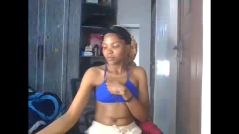 Cloe online show from 09-19-25, 04:29