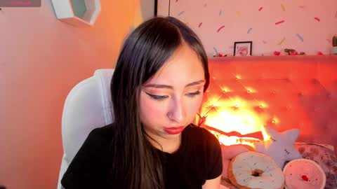 Snapshot of cloe_martinez_ chatting on 01-31-25, 10:10 Cloe online show from 01-31-25, 10:10