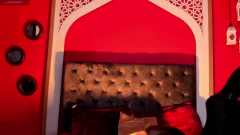 Snapshot of cloe_martinez_ chatting on 02-24-25, 05:43 Cloe online show from 02-24-25, 05:43