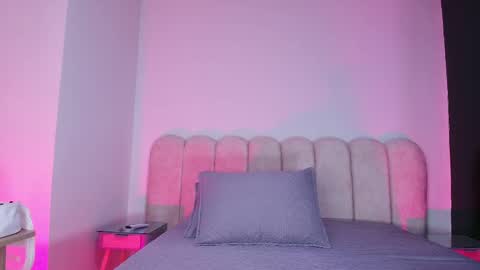 Snapshot of cloe_stanfort chatting on 11-22-25, 07:13 Cloe Stanfort online show from 11-22-25, 07:13