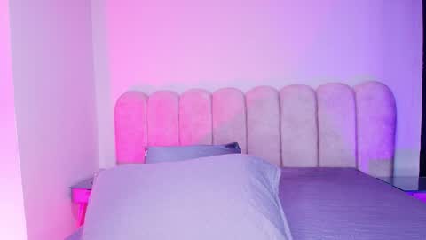 Snapshot of cloe_stanfort chatting on 12-22-25, 07:11 Cloe Stanfort online show from 12-22-25, 07:11