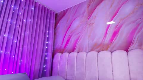 Snapshot of cloe_stanfort chatting on 02-10-26, 07:18 Cloe Stanfort online show from 02-10-26, 07:18