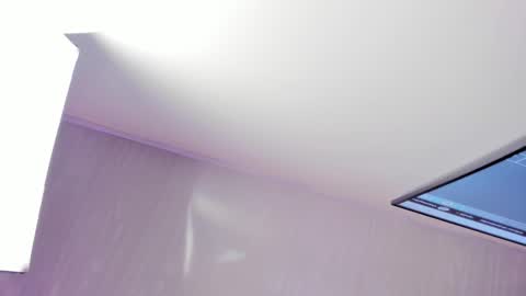 CLOE  online show from 11-19-25, 02:44