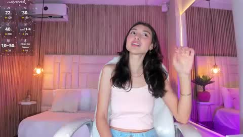 Snapshot of cloeblackx chatting on 11-11-25, 05:07 C L O E online show from 11-11-25, 05:07