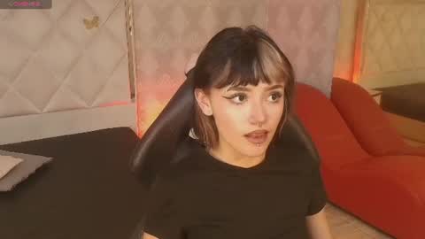 Snapshot of cloee_tay1 chatting on 07-06-26, 11:29 cloee_tay1 online show from 07-06-26, 11:29