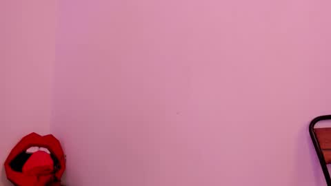 cloe online show from 11-25-25, 05:13