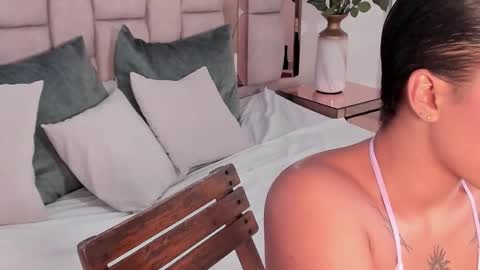 Cloe online show from 12-02-25, 02:17