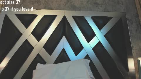 lady cloe person online show from 04-04-26, 11:57