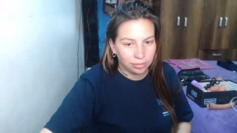 Snapshot of cloepregnant25 chatting on 03-30-26, 08:32 cloepregnant25 online show from 03-30-26, 08:32