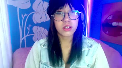 Snapshot of cloud_eli chatting on 07-10-26, 11:13 Elizabeth online show from 07-10-26, 11:13