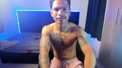 cloud_mckey8 online show from 03-02-26, 07:15