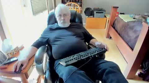 cloudalert62 online show from 04-04-26, 07:00