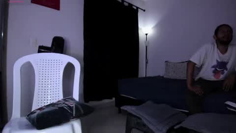 Snapshot of cloudy_pigdude chatting on 03-01-26, 01:40 CRISTIAN online show from 03-01-26, 01:40