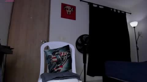 Snapshot of cloudy_pigdude chatting on 03-21-26, 08:19 CRISTIAN online show from 03-21-26, 08:19