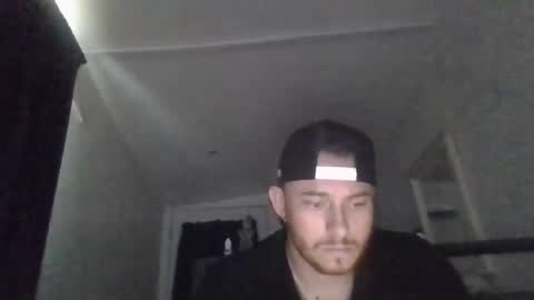Snapshot of cloudyydayzz chatting on 05-06-26, 04:12 tallhungandcloudy online show from 05-06-26, 04:12