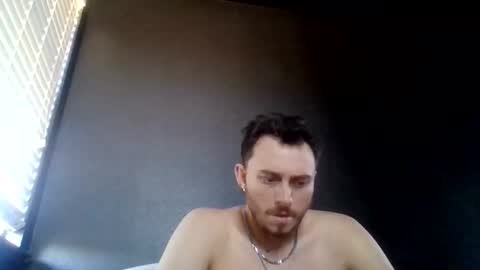 Snapshot of cloudyydayzz chatting on 05-12-26, 08:50 tallhungandcloudy online show from 05-12-26, 08:50