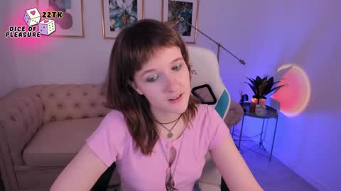  Clover  follow me  online show from 12-03-24, 05:12