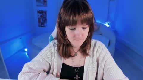  Clover  follow me  online show from 01-30-25, 02:04