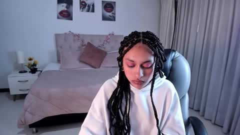 emely dolce online show from 01-24-25, 08:23