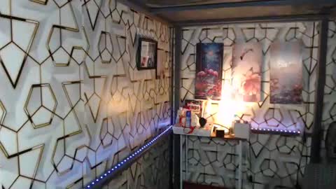 Snapshot of clyde_twinkx chatting on 10-06-25, 06:38 clyde_twinkx online show from 10-06-25, 06:38