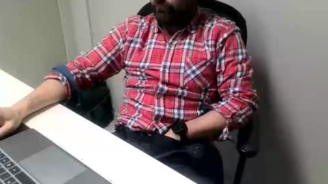 Snapshot of cmp_brandon chatting on 02-05-25, 02:59 cmp_brandon online show from 02-05-25, 02:59