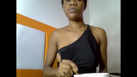 Snapshot of cockfanx chatting on 11-18-25, 01:04 cockfanx online show from 11-18-25, 01:04