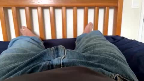 Snapshot of cocky_pirate22 chatting on 10-23-25, 04:06 cocky_pirate22 online show from 10-23-25, 04:06