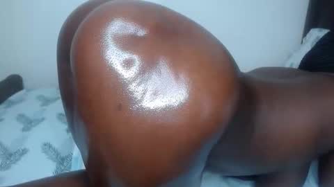 Snapshot of cocoa_devine chatting on 04-18-26, 11:58 cocoa_devine online show from 04-18-26, 11:58