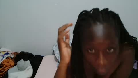 Snapshot of cocoalush9819 chatting on 09-25-25, 05:38 cocoalush9819 online show from 09-25-25, 05:38