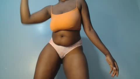 Snapshot of cocoalush9819 chatting on 10-31-25, 07:04 cocoalush9819 online show from 10-31-25, 07:04