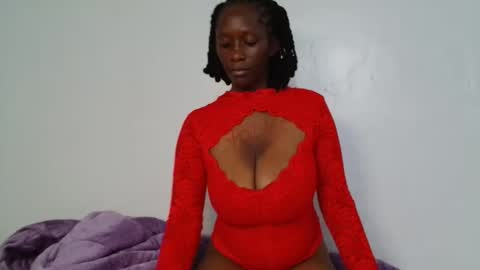 Snapshot of cocoalush9819 chatting on 11-25-25, 07:41 cocoalush9819 online show from 11-25-25, 07:41